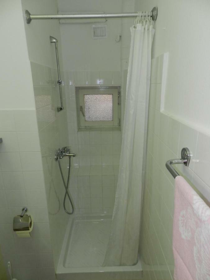 Levak Apartments - Apt. 2 Pjescana Uvala Εξωτερικό φωτογραφία