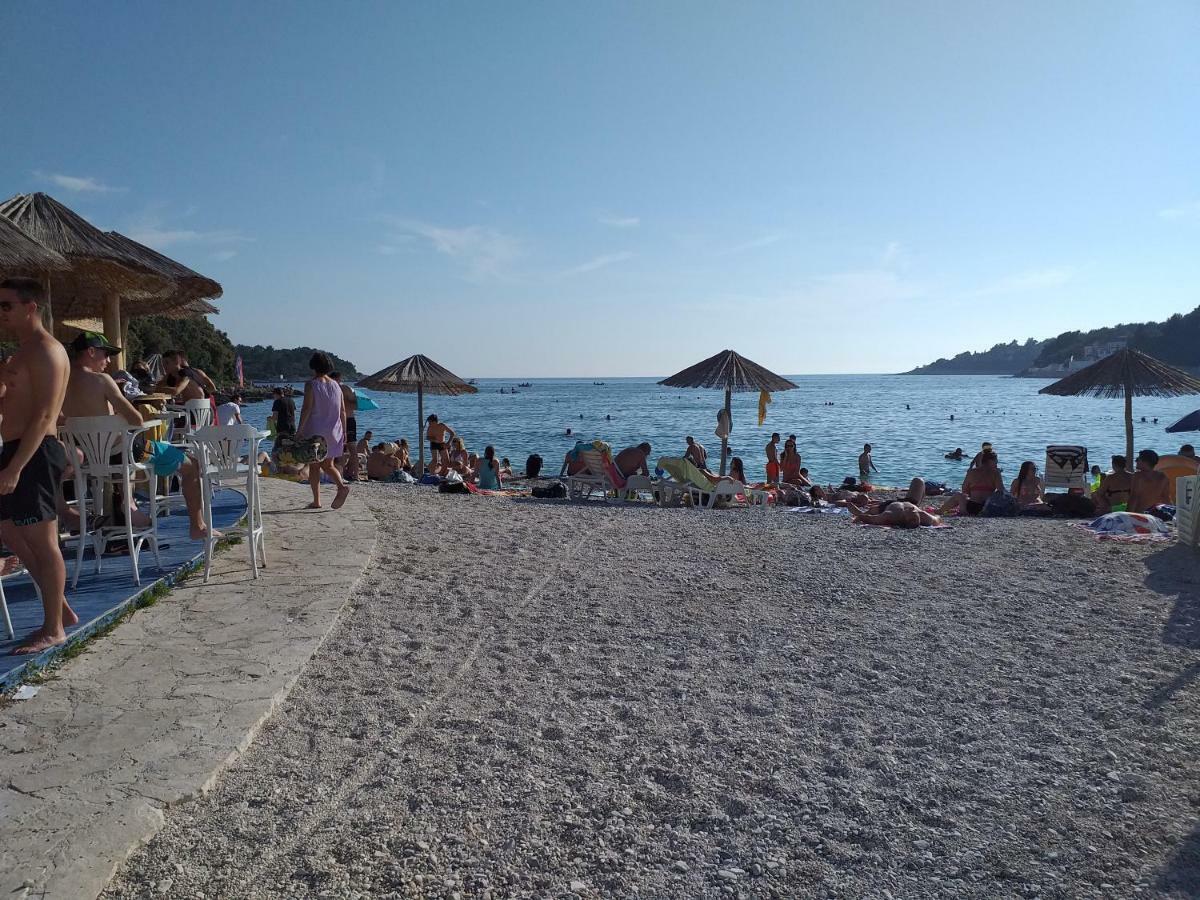 Levak Apartments - Apt. 2 Pjescana Uvala Εξωτερικό φωτογραφία